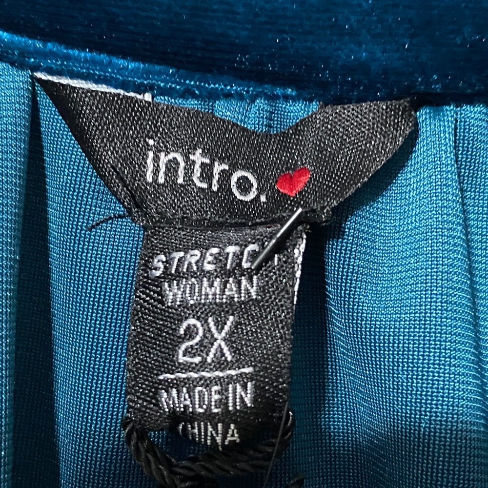 NWT INTRO STRETCH WO SIZE 2X   DEEP TEAL VELVET TOP FLOWY‎ BUTTON FRONT - Picture 3 of 11